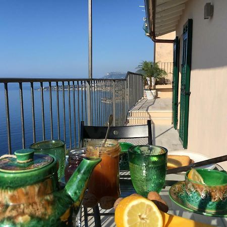 House In Grimaldi. Spectacular View Over The French Riviera! Grimaldi  Luaran gambar